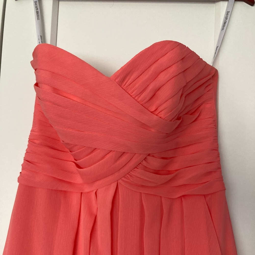 David’s Bridal Bridesmaid dress - Coral - Size 4
